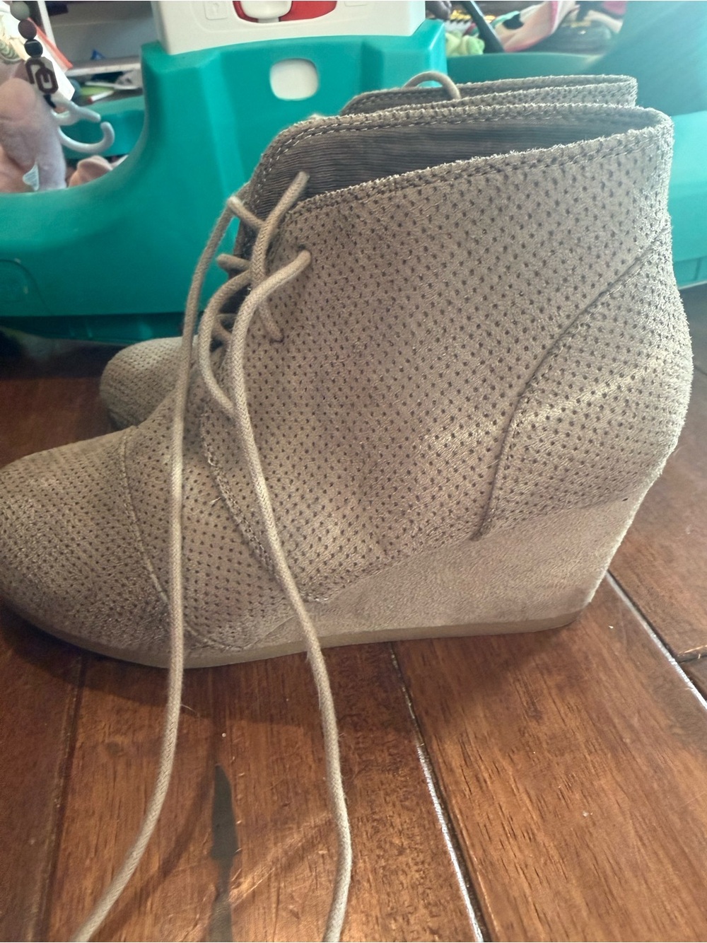 Women's Lace-Up Wedge Ankle Boot in Taupe